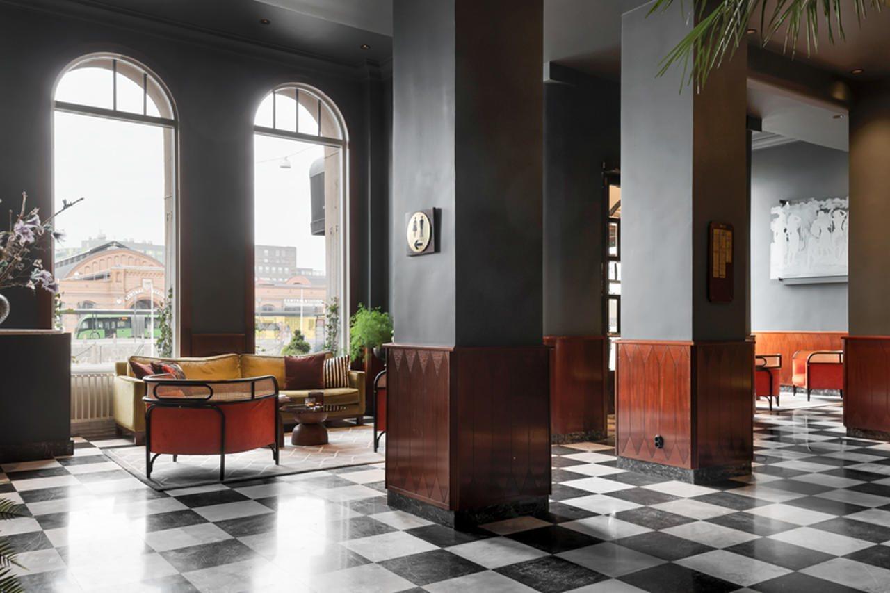 Elite Savoy Hotel 4*